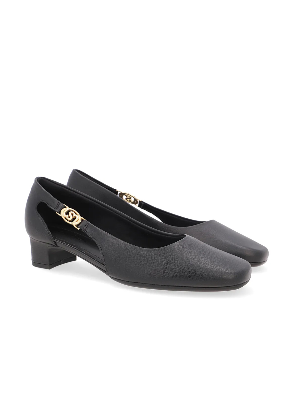 SCARPIN EM COURO