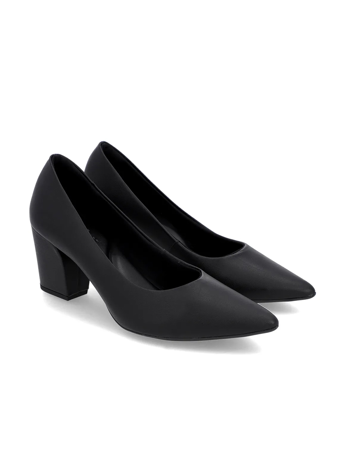 SCARPIN EM COURO