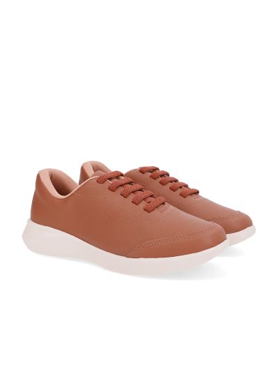 TENIS EM COURO
