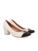 SCARPIN EM COURO