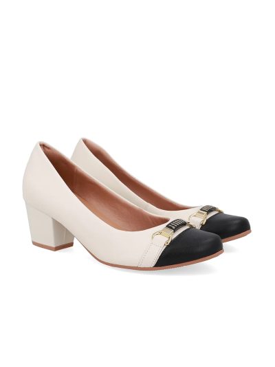 SCARPIN EM COURO