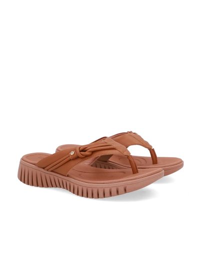 CHINELO EM COURO