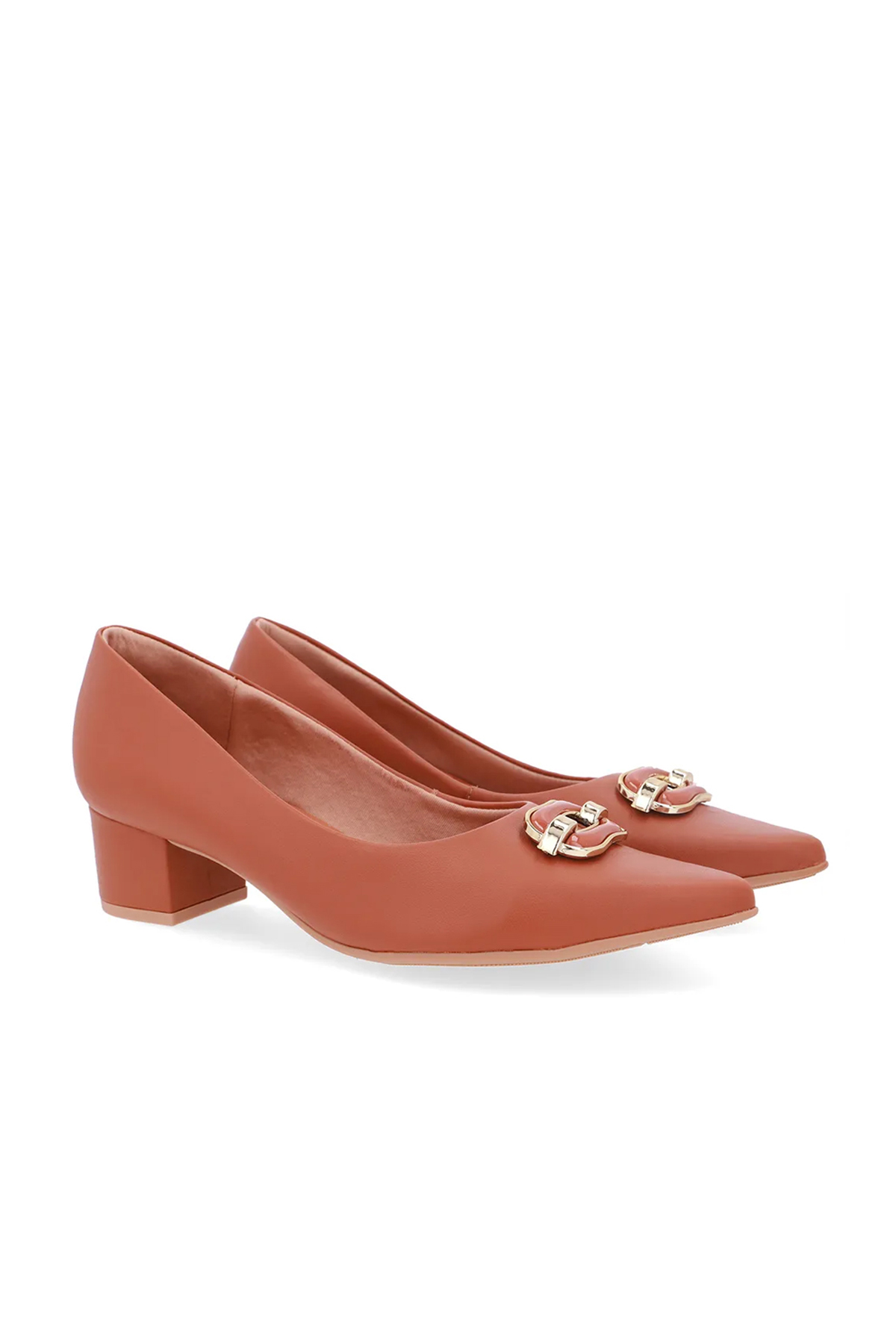 SCARPIN EM COURO