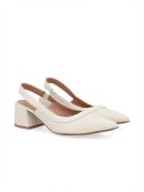 SLINGBACK EM COURO