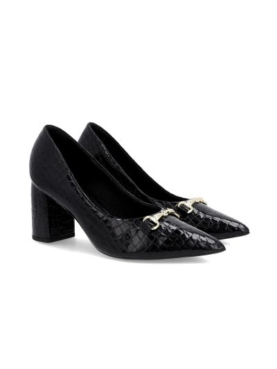 SCARPIN EM COURO