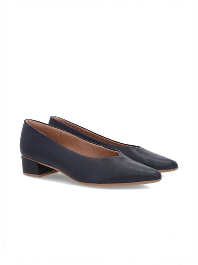 SCARPIN EM COURO
