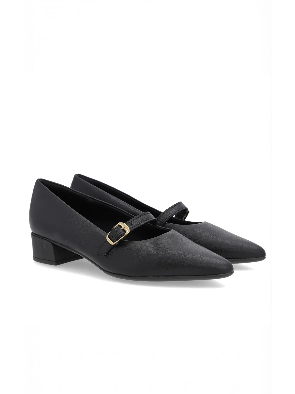 SCARPIN EM COURO