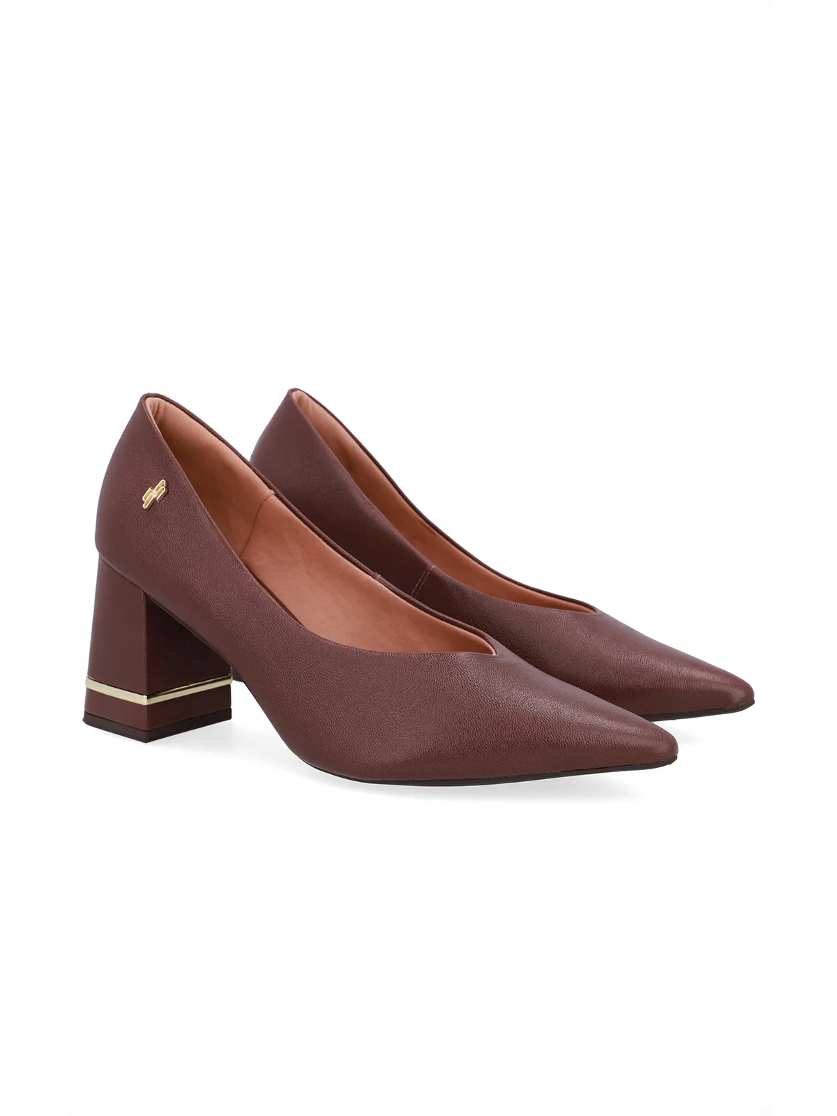 SCARPIN EM COURO
