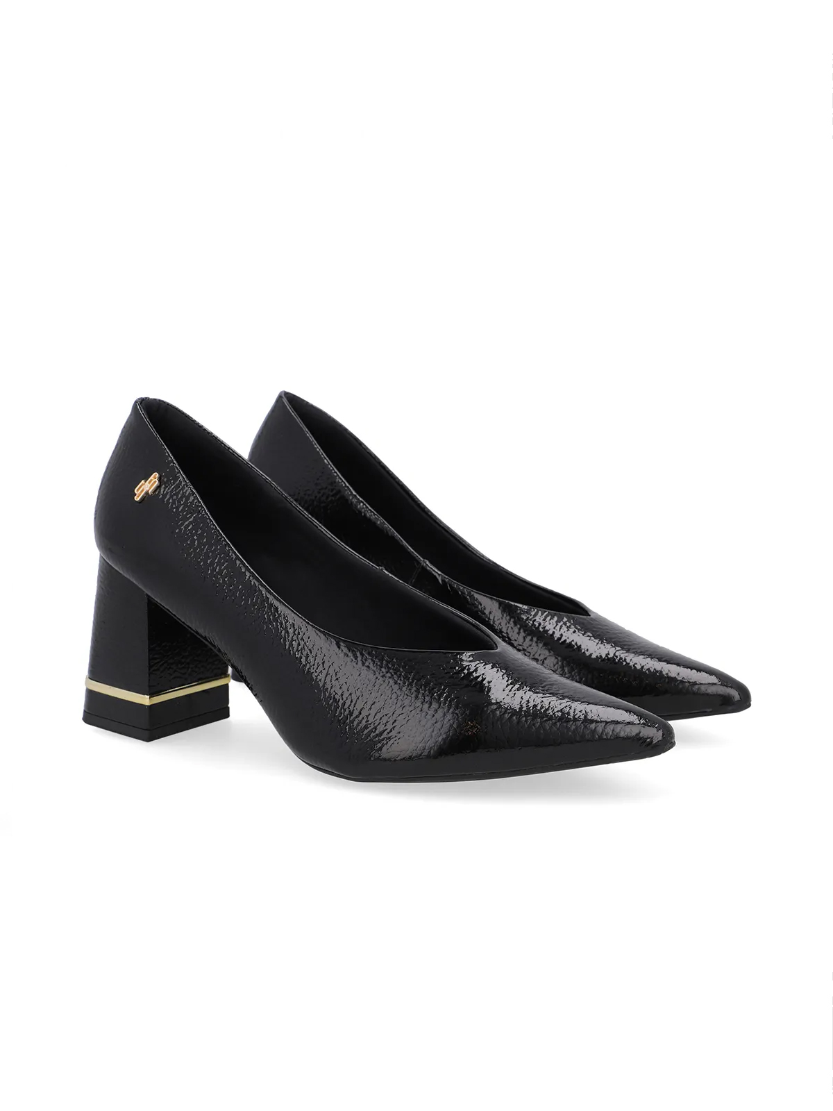 SCARPIN EM COURO