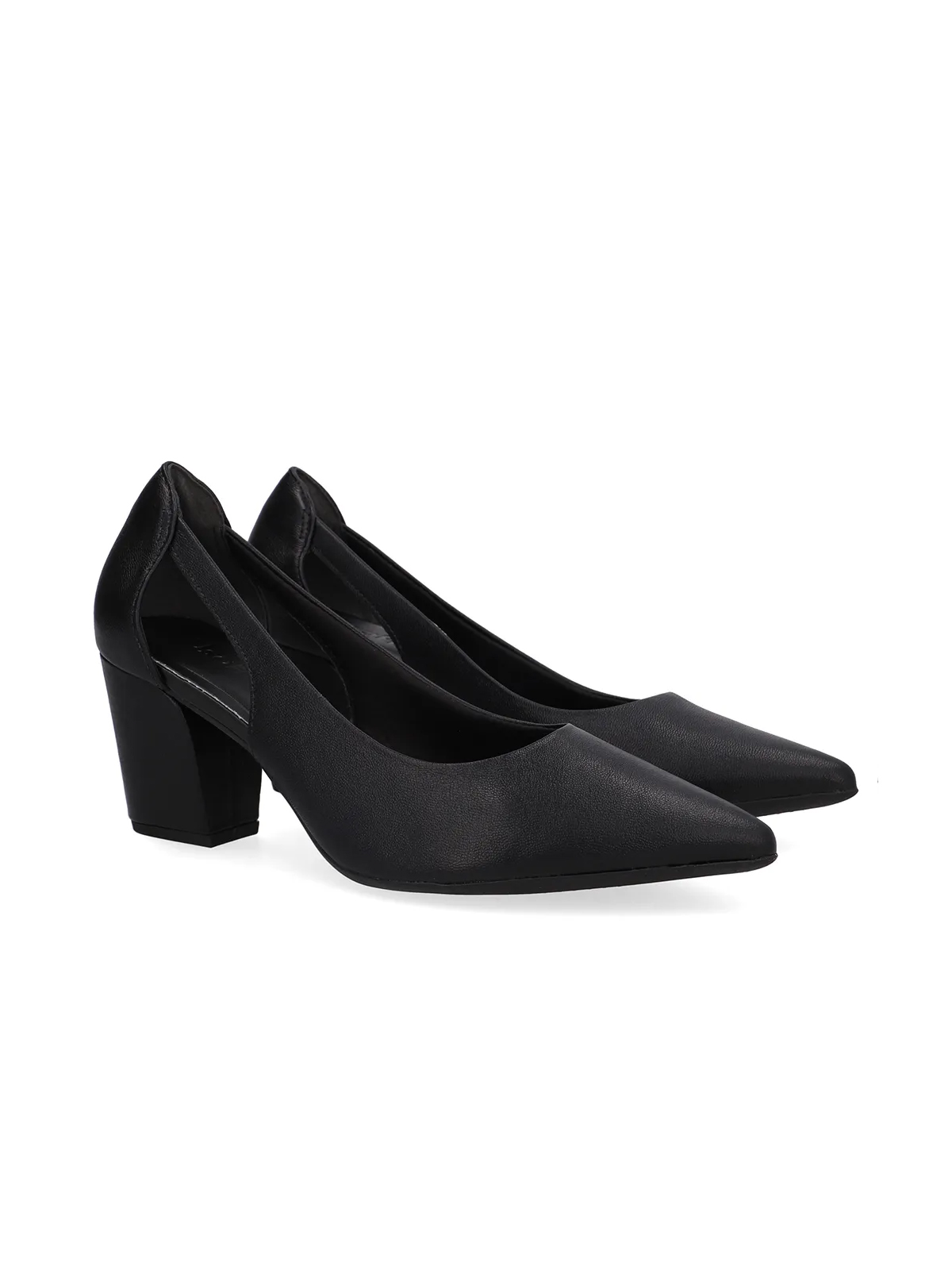 SCARPIN EM COURO