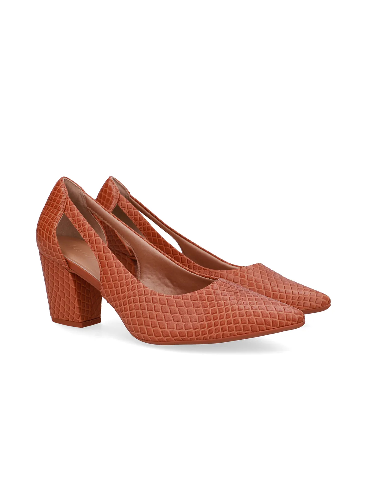 SCARPIN EM COURO