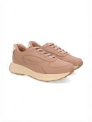 TENIS EM COURO