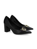SCARPIN EM COURO