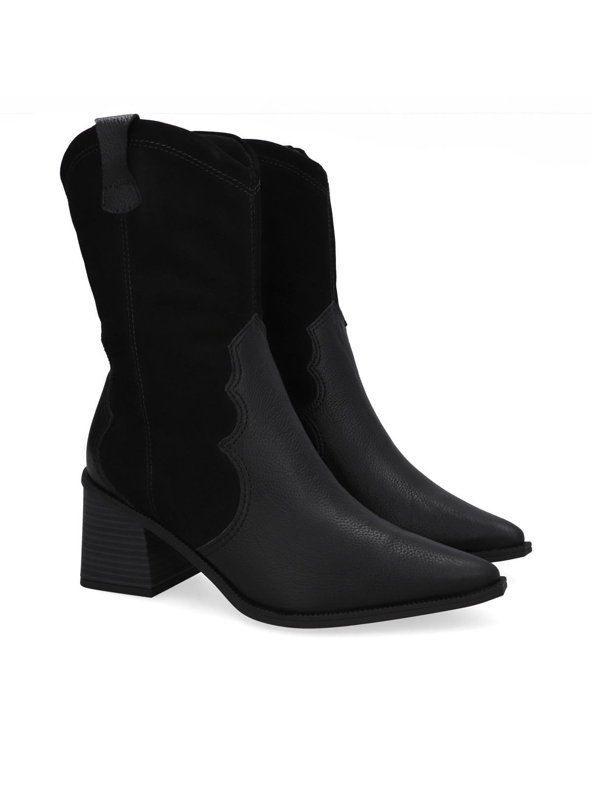 BOTA EM COURO